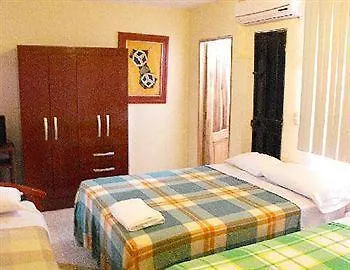 North Star Hostal Guayaquil Guest house