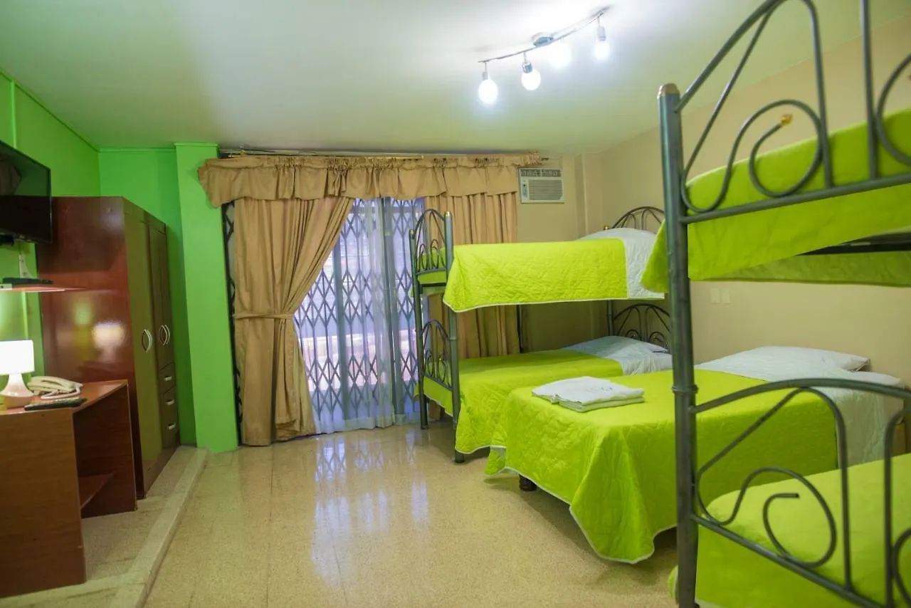 North Star Hostal Guayaquil Guest house