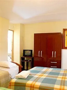 North Star Hostal Guayaquil Guest house